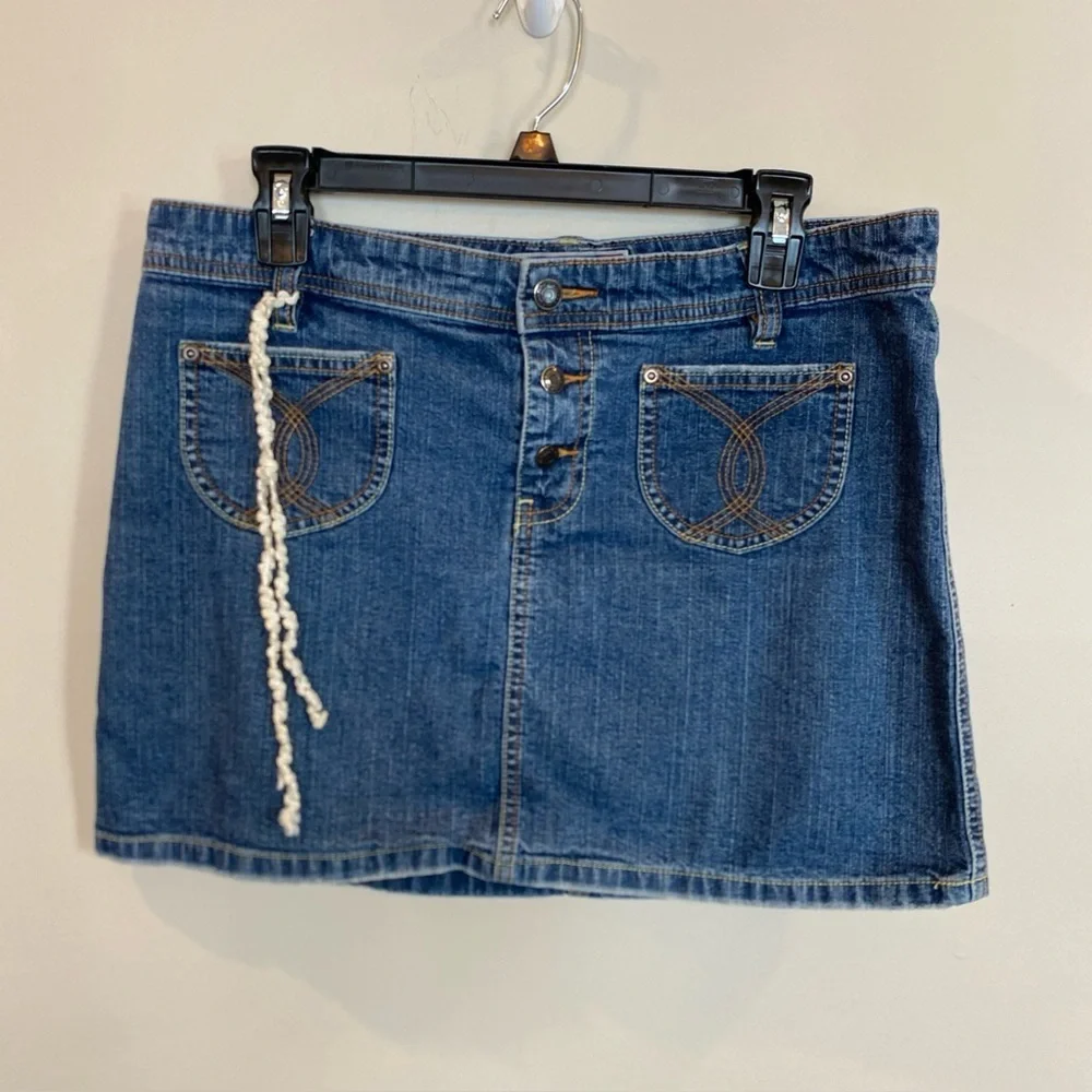 Vintage Old Navy Ultra Low Waist Skirt Front Pocket Size 8 Y2K Fall 2004